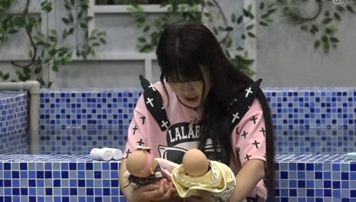 母爱占智商！可儿哄娃神曲击毁心灵