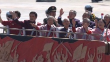 国共抗战老兵首次共同受阅